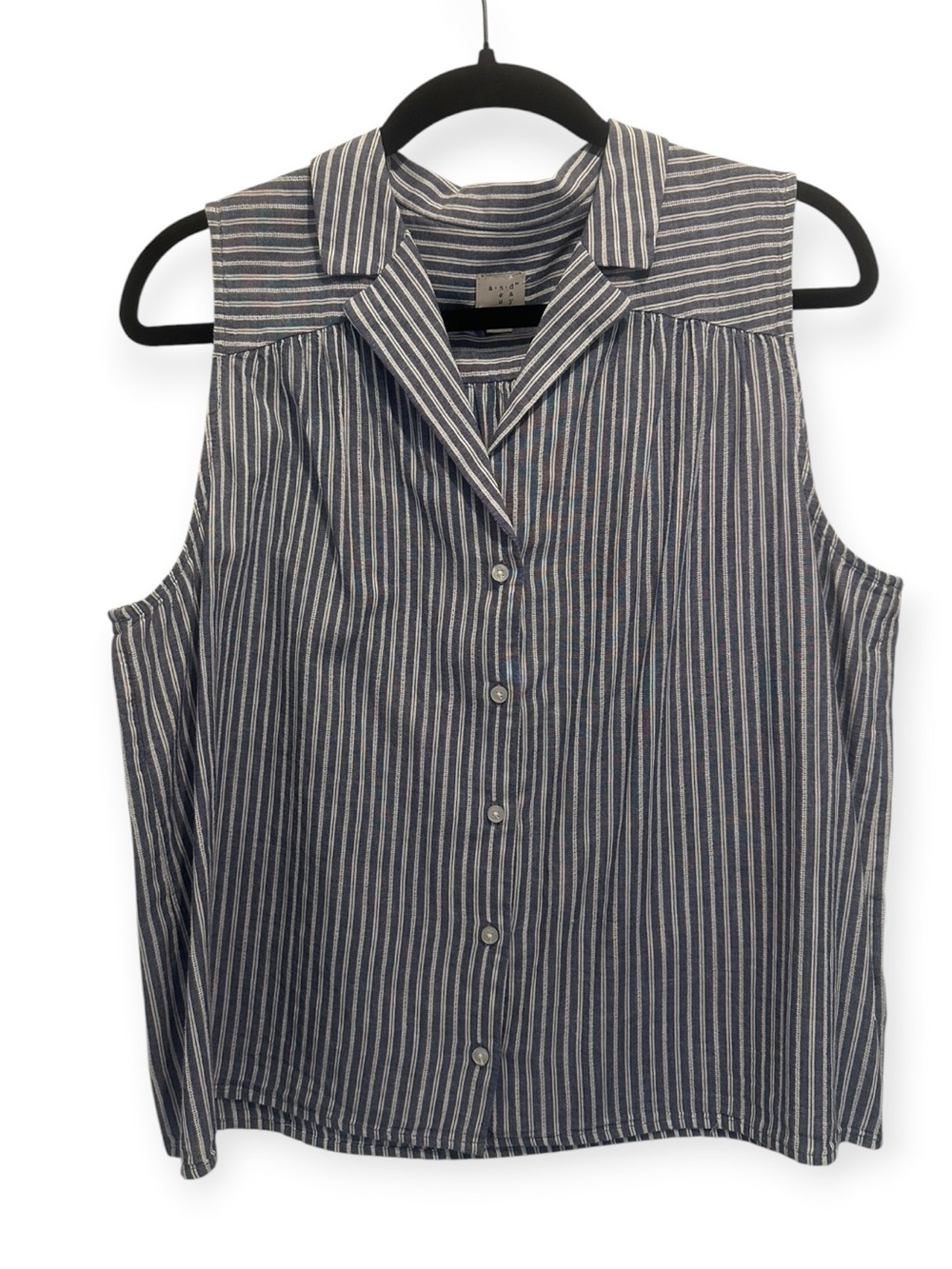 A New Daw Sleeveless Striped Button-Front Top  Navy/White XL